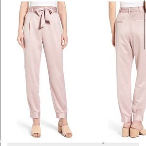 Leith pink trousers